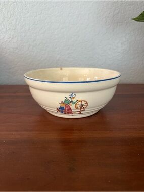 Folk Art Vintage Ceramic Bowl